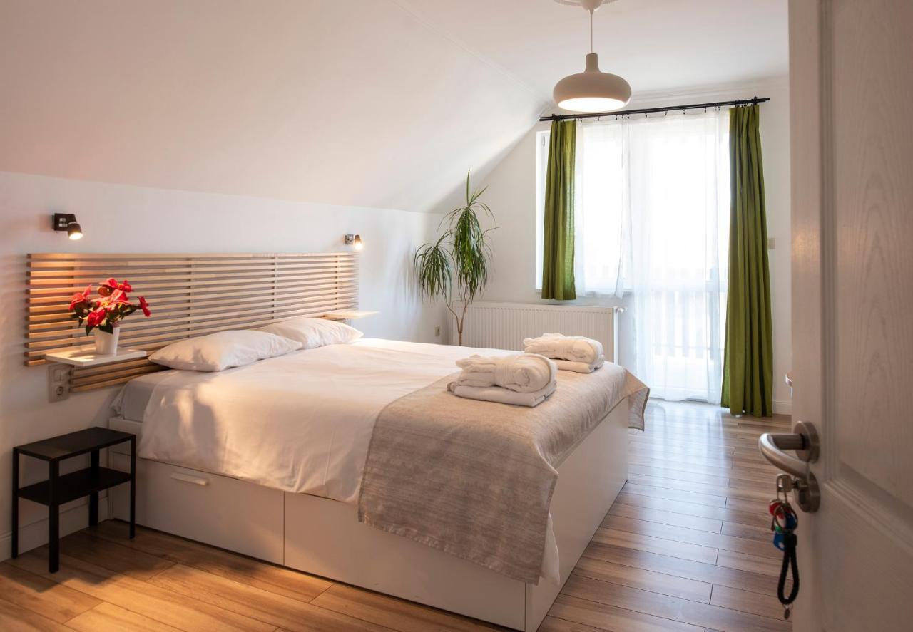 Hotel Szép Napot Vendégház Tordas Esterno foto