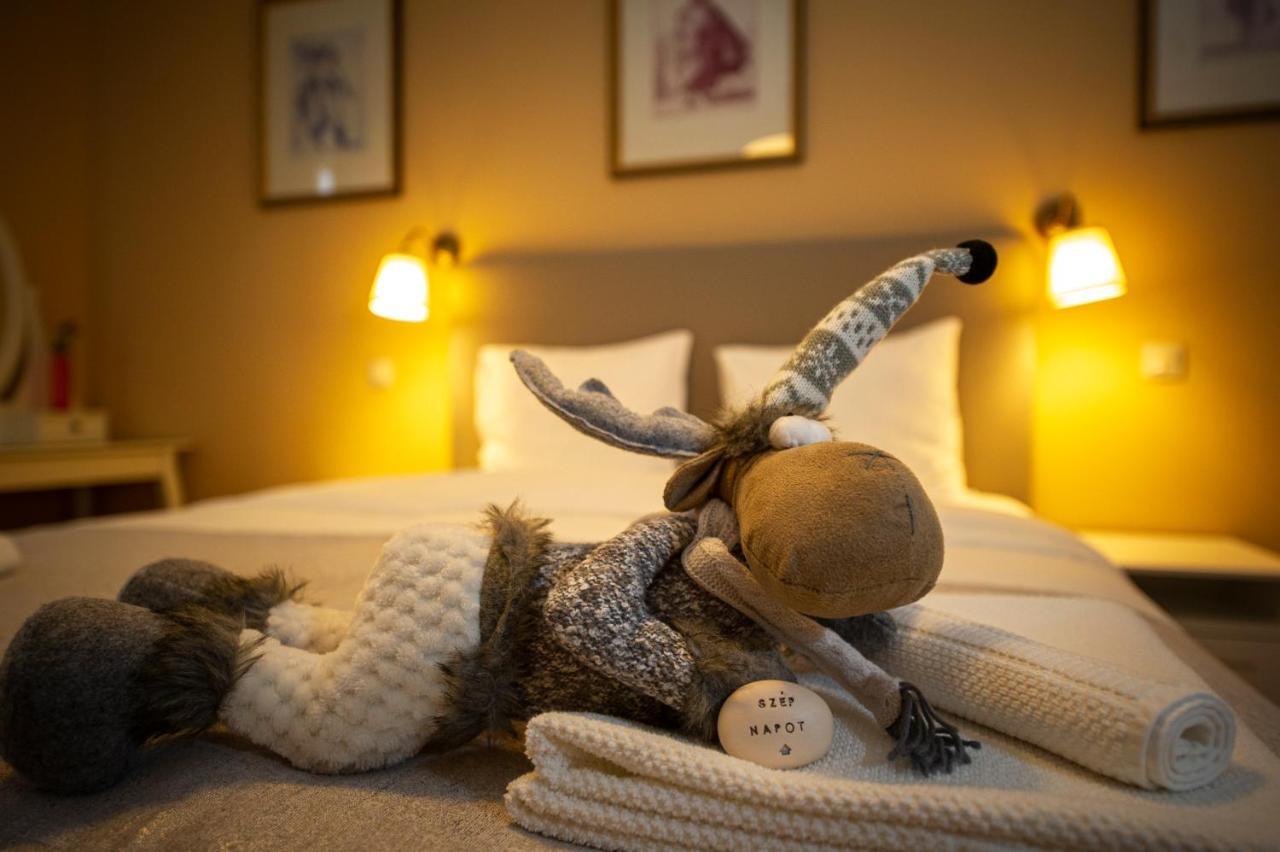 Hotel Szép Napot Vendégház Tordas Esterno foto